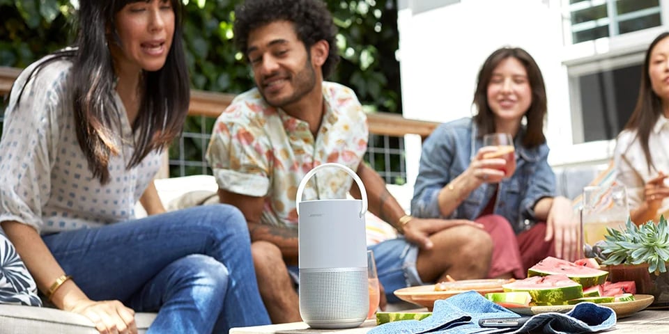 BOSE PORTABLE SMART SPEAKER