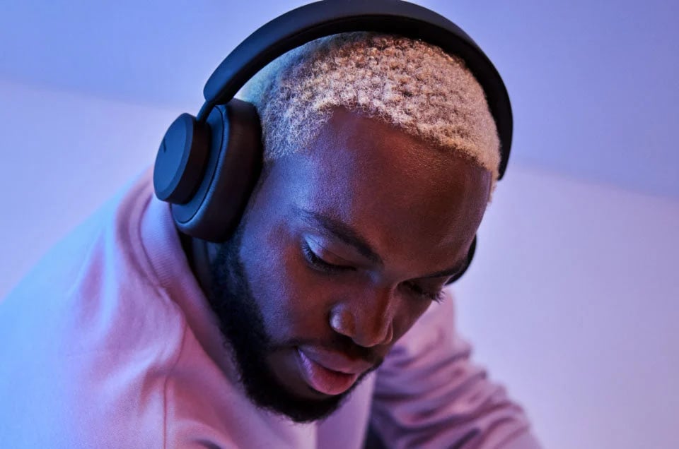 URBANISTA MIAMI Wireless Over-ear active noice canceling ANC headphones