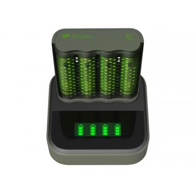 GP ReCyko Speed Charger M451 USB + Lataustelakka + 4kpl 2600mAh akkua 