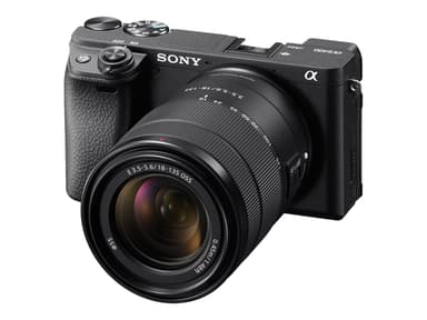 Sony Alpha 6400 + E 18-135mm F3.5-5.6 OSS 