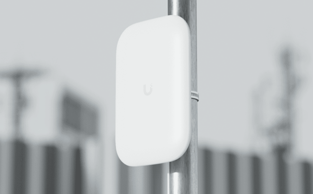 Ubiquiti Panel Antenna Ultra nätverksantenner Panelantenn 15 dBi (UACC-UK-Ultra-Panel-Antenna)