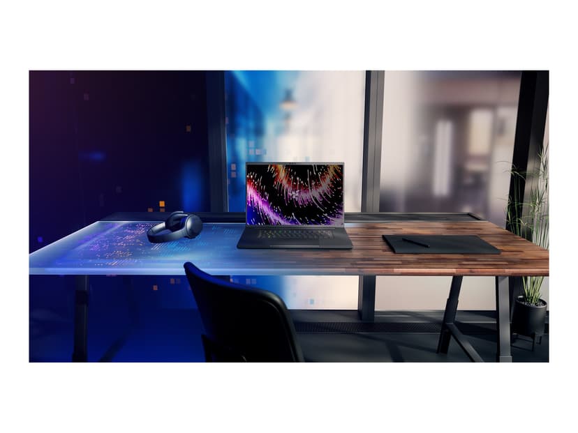 Razer Blade 18 (2023) Core i9 32GB 2000GB RTX 4090 18"