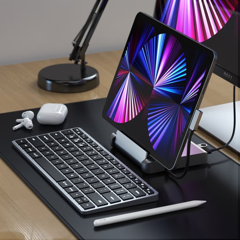 Satechi Aluminum Stand & Hub for iPad Pro USB-C 3.2 Gen 1 (3.1 Gen 1)