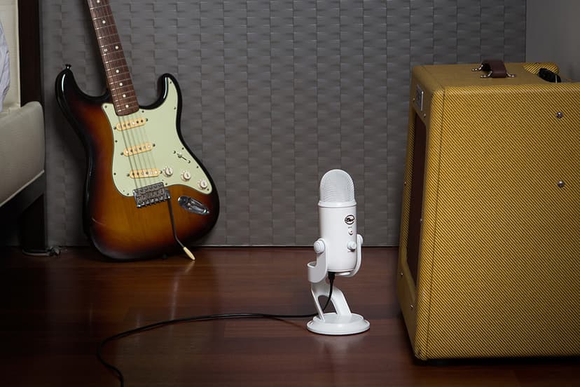 Logitech BLUE Yeti USB Silver