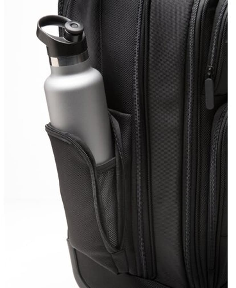 Kensington Contour 2.0 Pro Overnight Spinner 17"