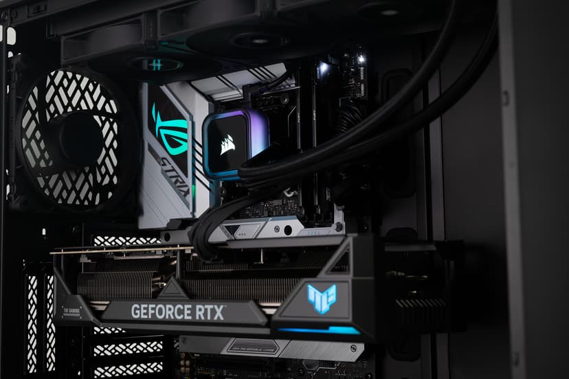 Ångström X-Ray - (Outlet-vare klasse 2) Core i9 32GB 2000GB RTX 4080 SUPER