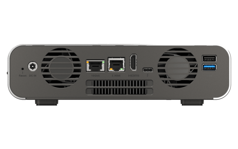 QNAP TBS-H574TX-i5 5-Bay 16GB NASbook