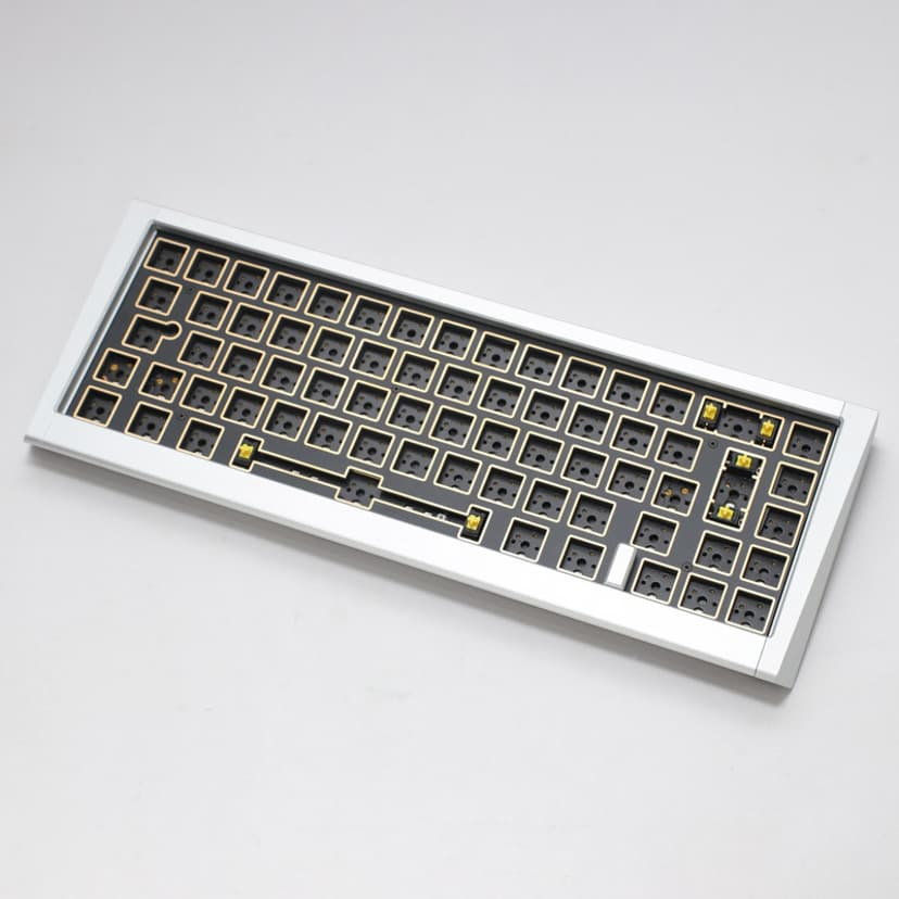 Ducky Outlaw 65 Barebone Iso Silver