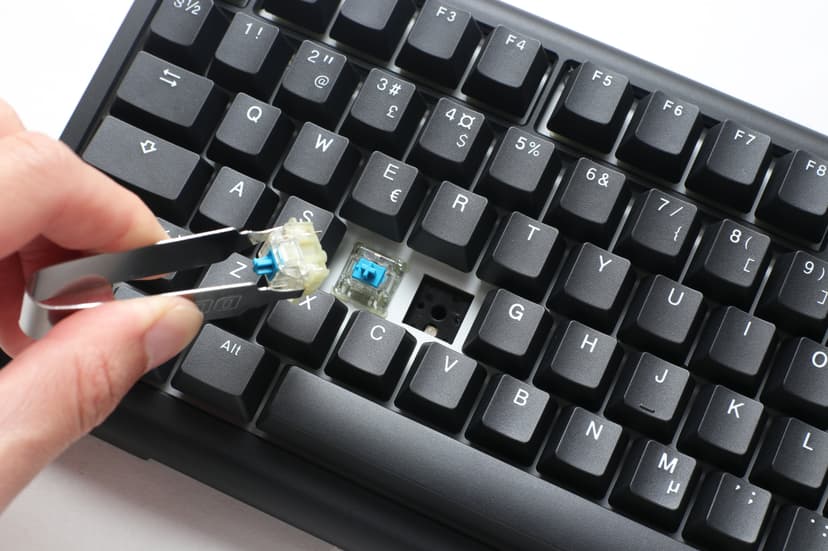 Ducky Tinker 75 Prebuilt Iso Black Mx Cherry Blue Kabel Cherry MX Blue Nordisk