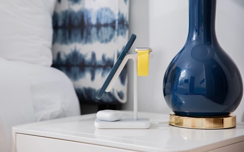 Twelve South HiRise 3 Hörlurar, Smartphone, Smartwatch Vit USB Trådlös laddning inomhus Vit 1.5m