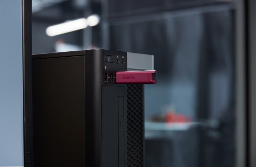 Kingston DataTraveler Max 1000GB USB Type-A Röd