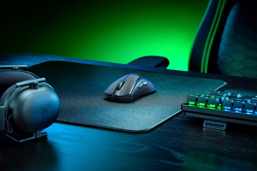 Razer Deathadder V3 Pro Lightweight Wireless Mouse - Black RF Wireless + USB Type-C