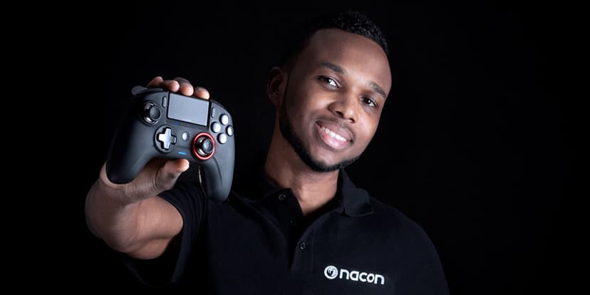 Nacon Unlimited Revolution Pro Controller PS4 - Black Sort