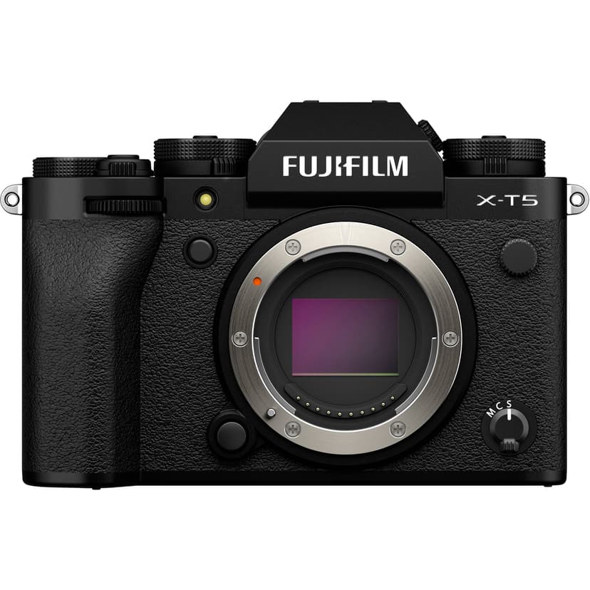 Fujifilm X-T5 + 18-55mm f2.8-4.0 R