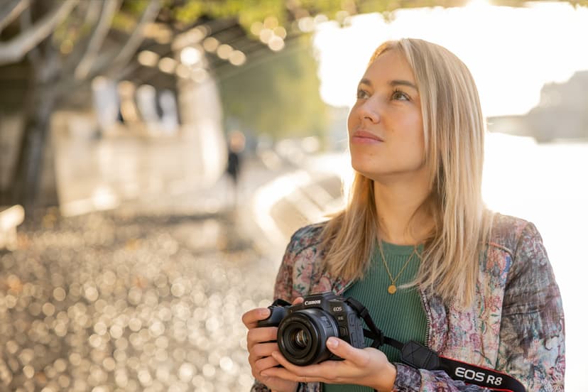 Canon EOS R8 Body