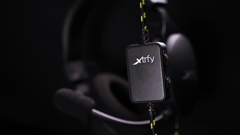 Xtrfy H2 Stereo Svart