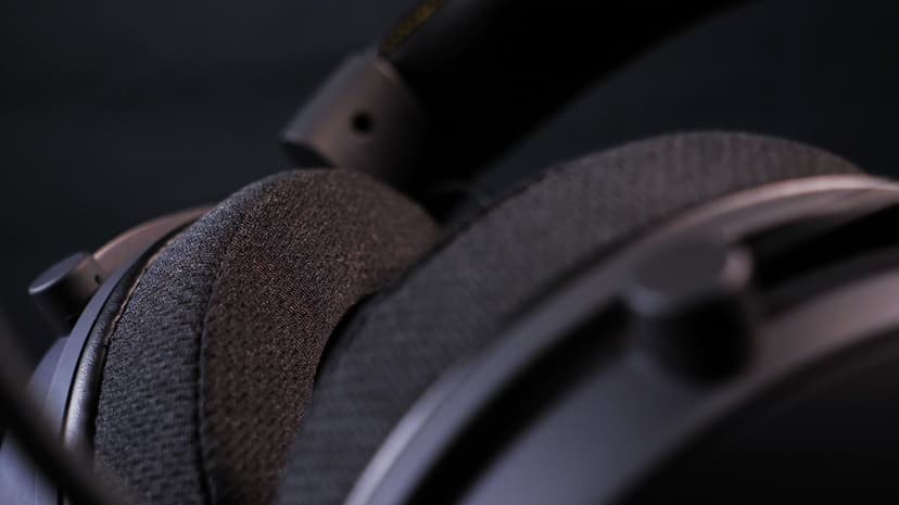 Xtrfy H2 Stereo Svart