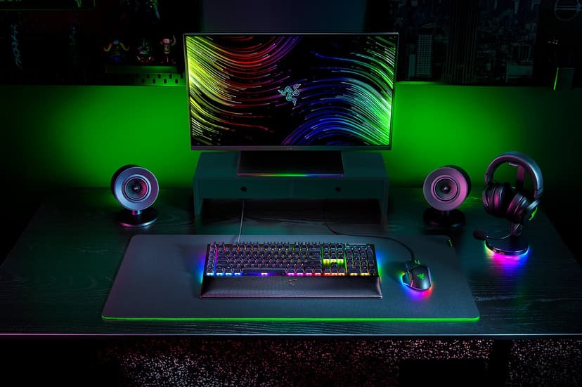 Razer Blackwidow V4 Keyboard Green Switch Razer Green Nordic