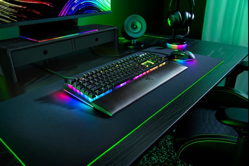 Razer Blackwidow V4 Keyboard Green Switch Razer Green Nordic