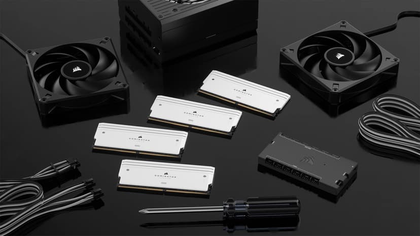 Corsair Dominator Titanium RGB 32GB 6400MHz DDR5 288-pin DIMM
