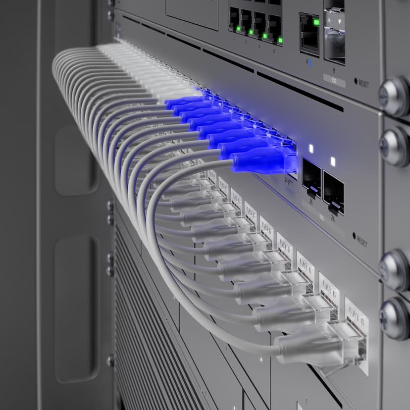Ubiquiti UniFi Pro Max 24 PoE 400W Switch