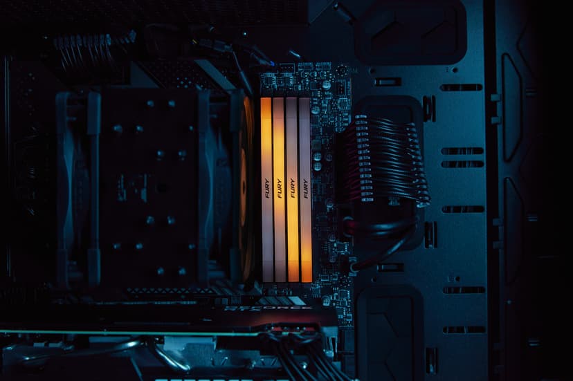 Kingston Fury Renegade RGB 64GB 3200MT/s DDR4 288-pin DIMM