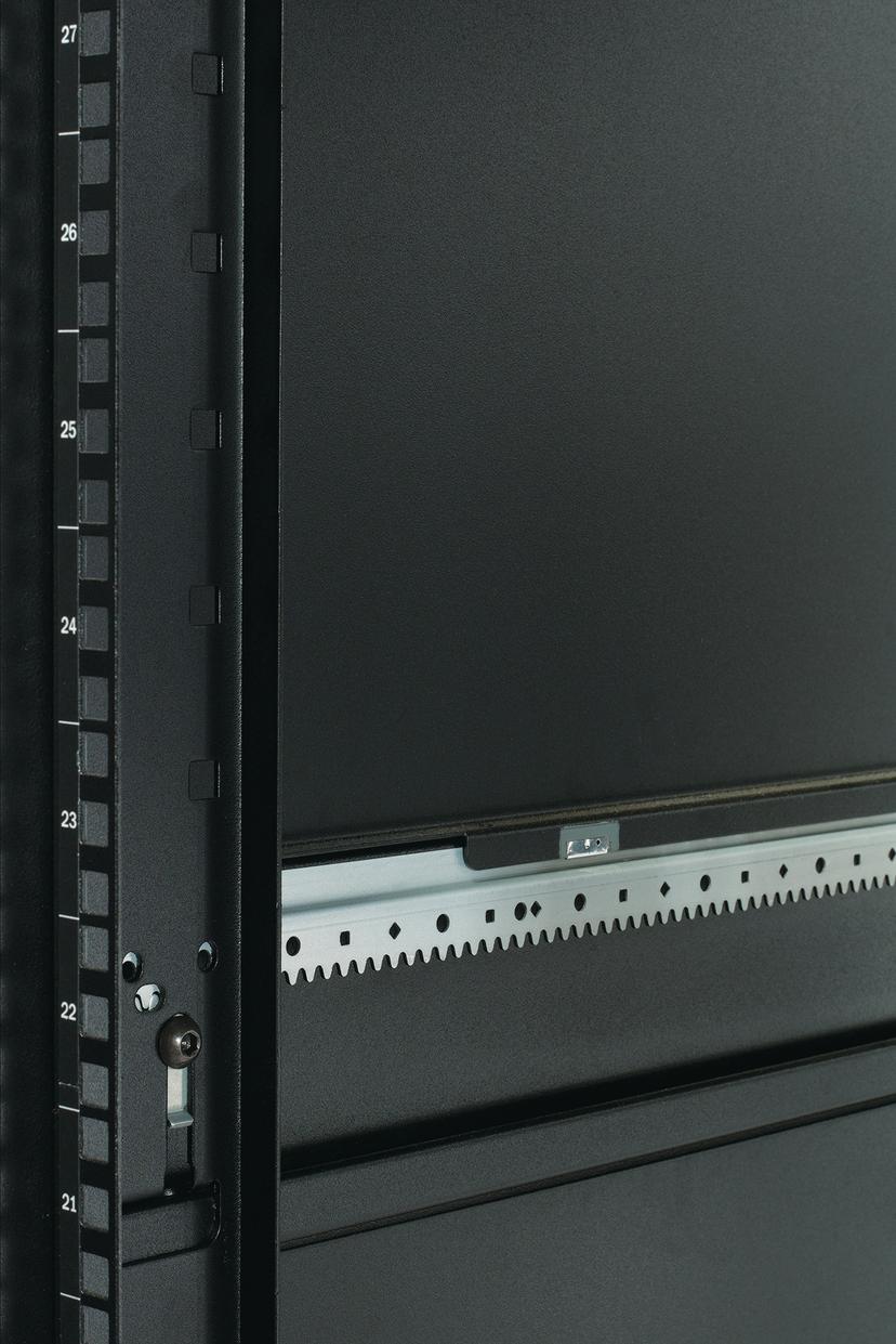 APC NetShelter SX Enclosure with Sides