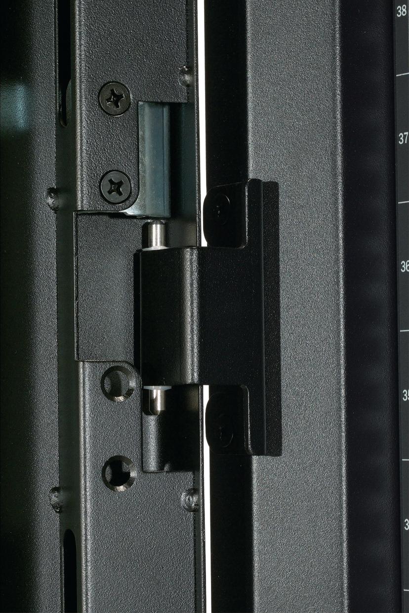 APC NetShelter SX Enclosure with Sides