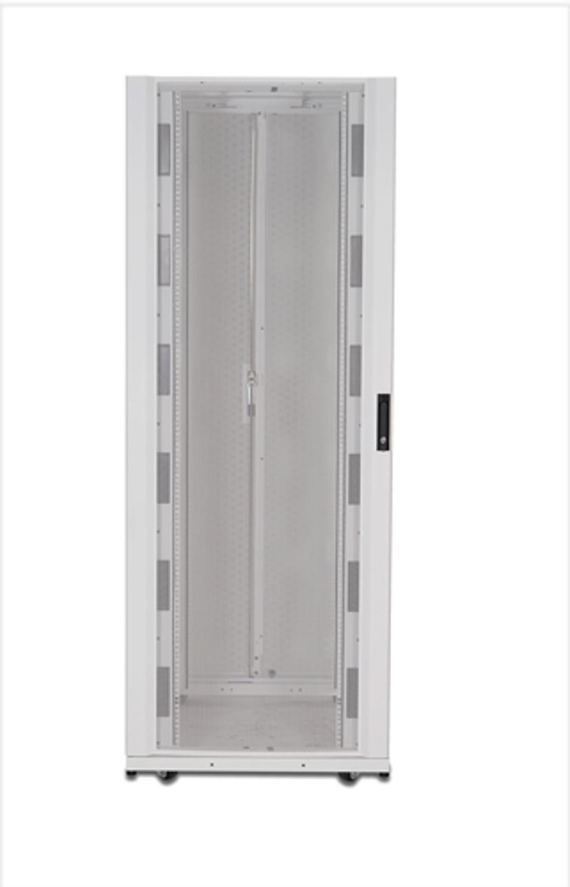 APC NetShelter SX rack