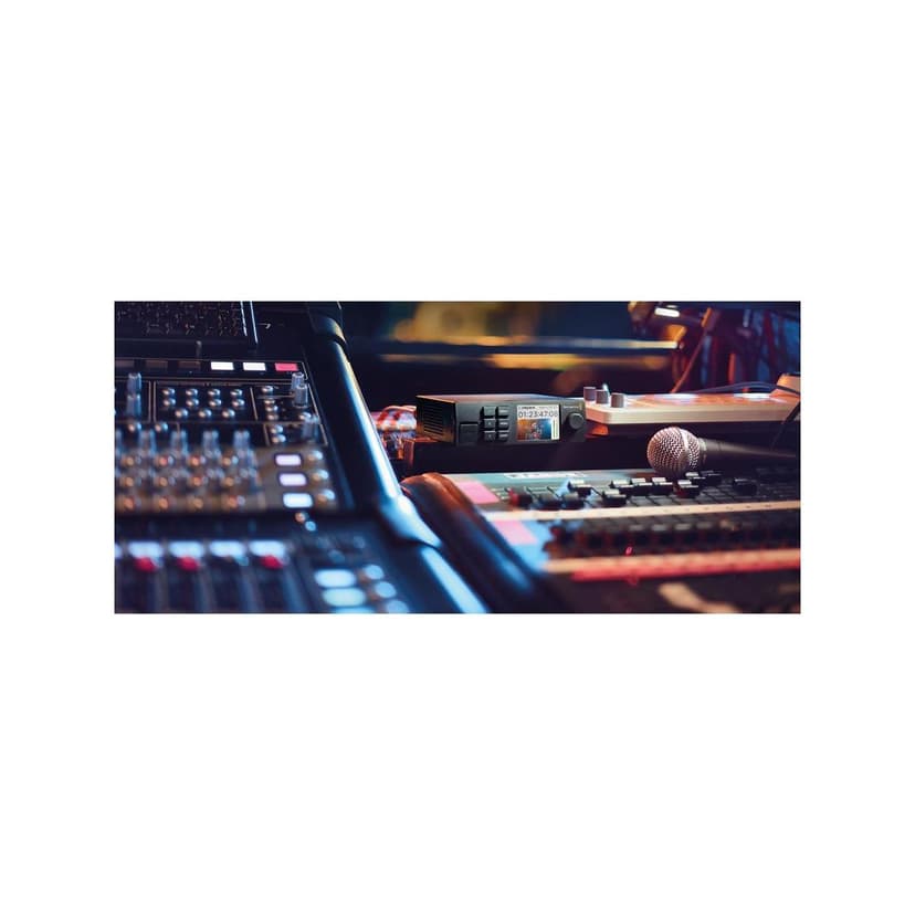 Product image slide 4