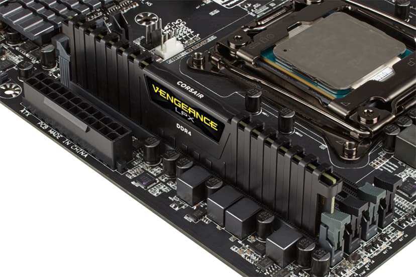 Corsair Vengeance LPX 32GB 2666MHz DDR4 288-pin DIMM