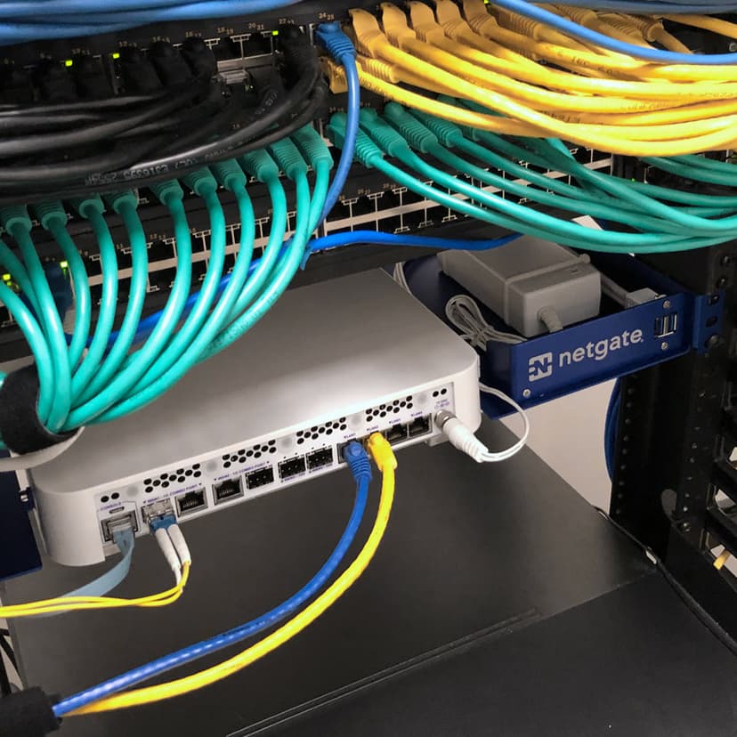 Netgate 4100/6100 Rackmonteringssett