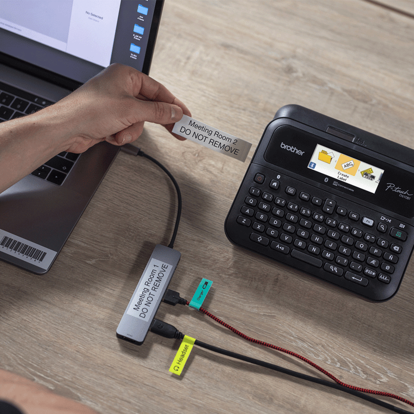 Brother P-Touch PT-D610BTVP USB/Bluetooth With Carry Case & AC-Adapter