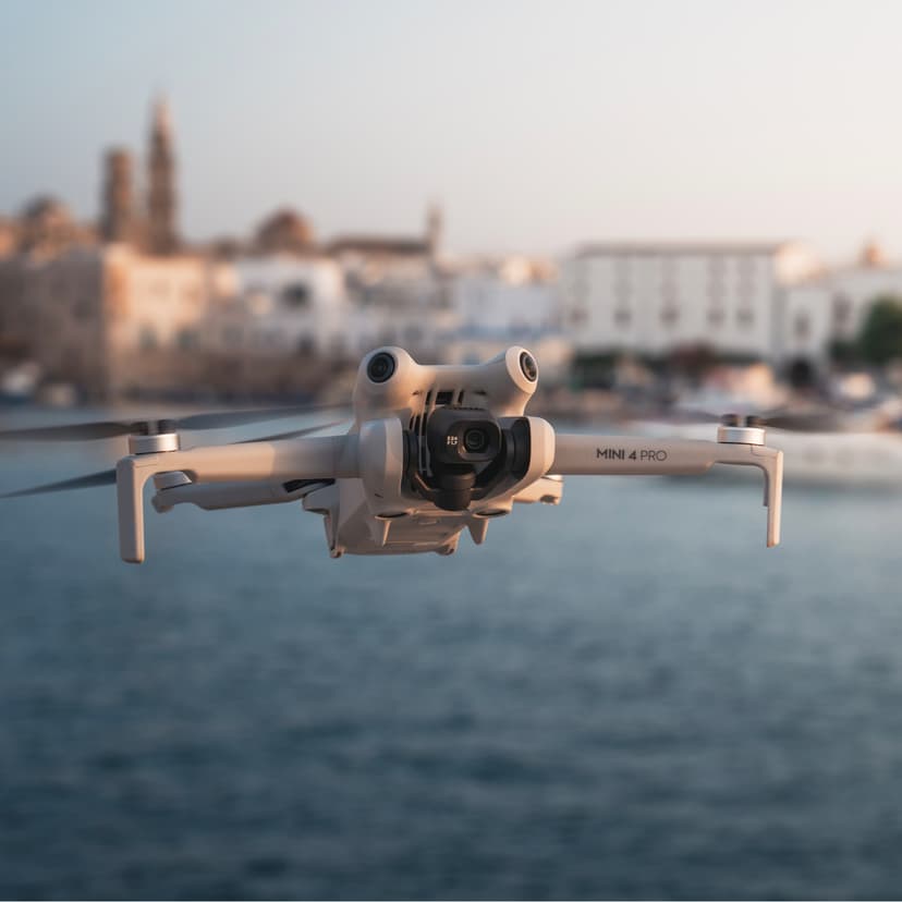 DJI Mini 4 Pro Fly More Combo (DJI RC 2)