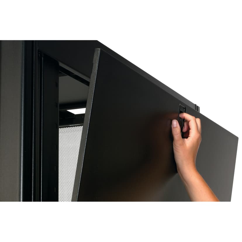 APC NetShelter SX Gen 2 19" 42U 750x1070mm Incl Sides Black