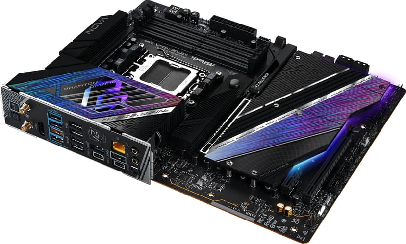 ASRock X870E NOVA WIFI AM5 ATX Emolevyt