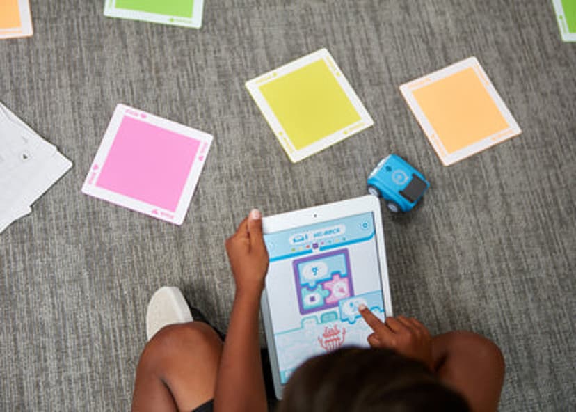 sphero-indi-classroom-pac-8-indis-980-0532