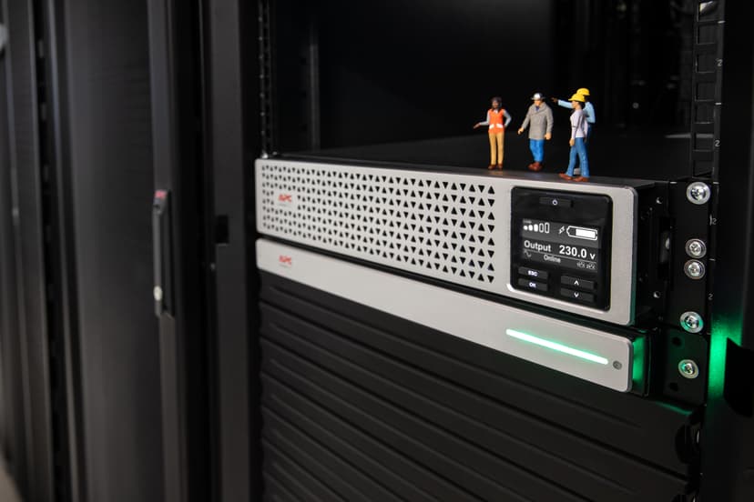 APC Smart-UPS SRT Lithium 1500VA RM LCD