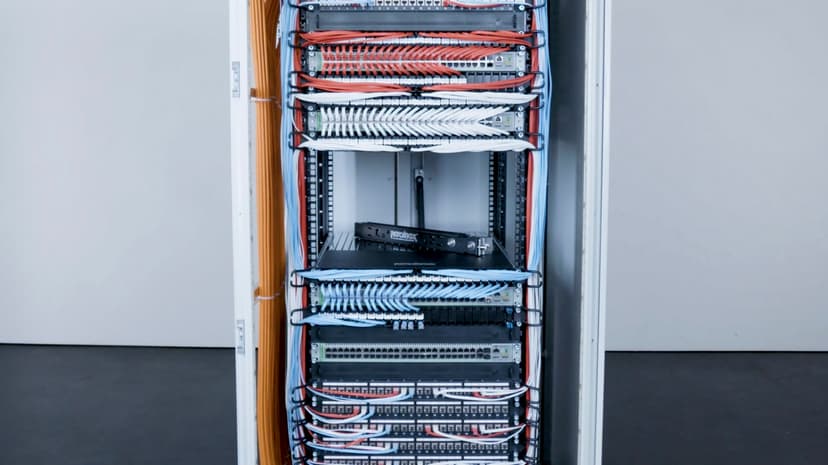 Patchbox P60STPXC6AX24B nätverkskablar Blå 1,8 m Cat6a U/FTP (STP) RJ-45 Cat 6A 1.8m Blå