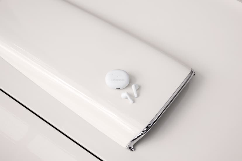 Product image slide 9