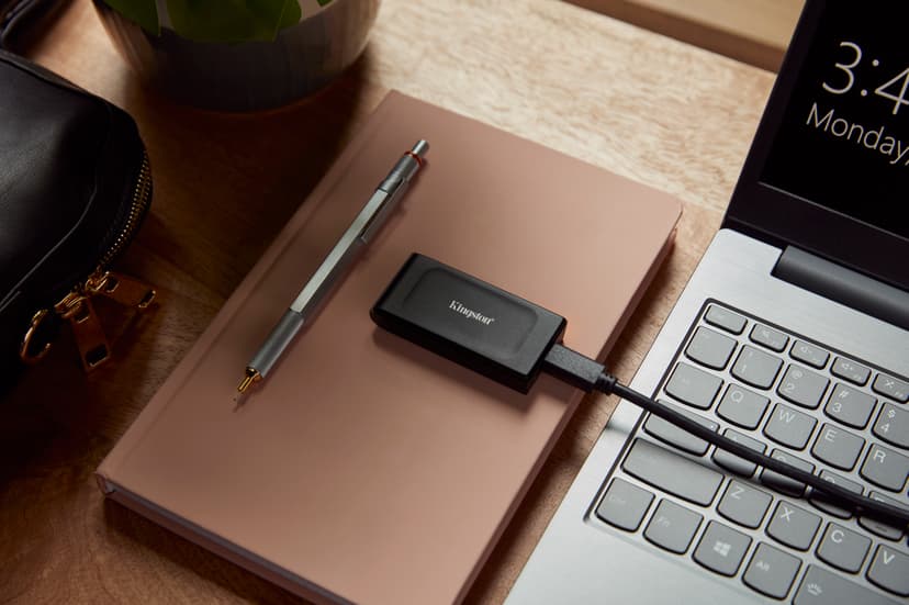 Kingston XS1000 Portable SSD 2TB USB-C Musta