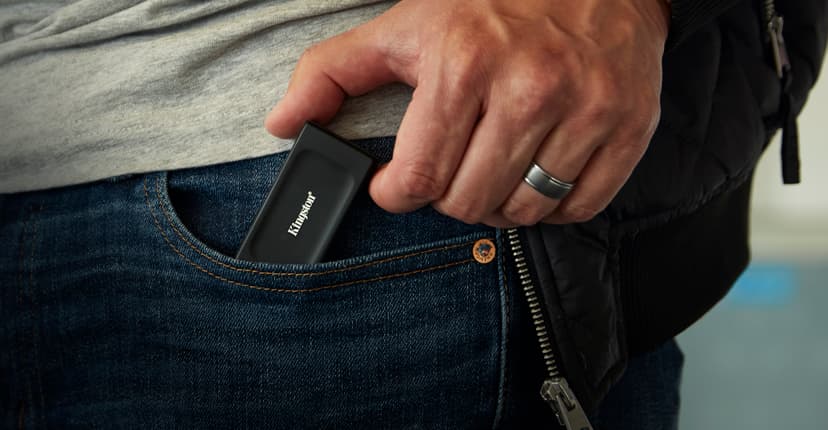 Kingston XS1000 Portable SSD 1TB USB-C Musta