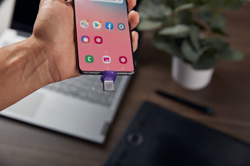 Kingston Technology DataTraveler 128 GB microDuo 3C 200 MB/s, dobbelt USB-A + USB-C 128GB USB-A / USB-C Rustfrit stål, Lilla
