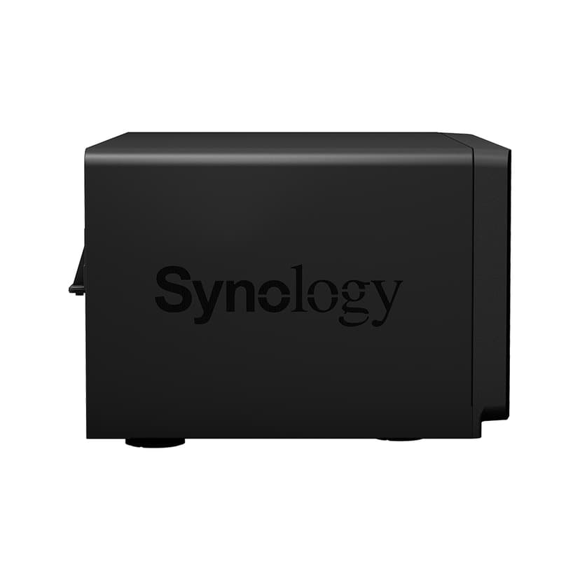 Synology DS1821+ med 4 förinstallerade 8TB-enheter (32TB)