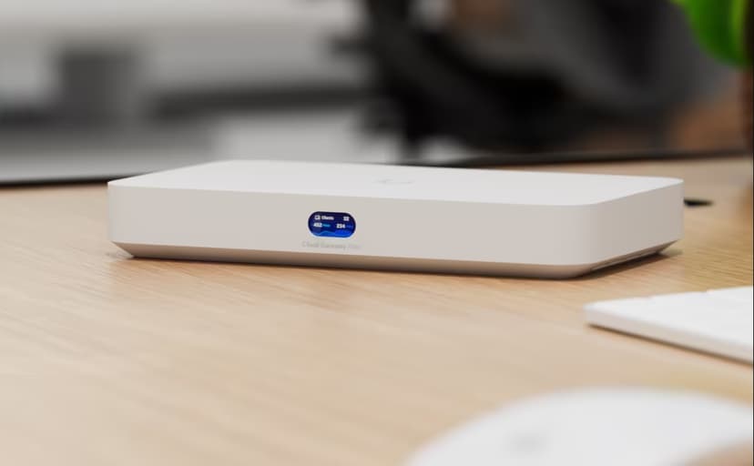 Ubiquiti UniFi Cloud Gateway Fiber