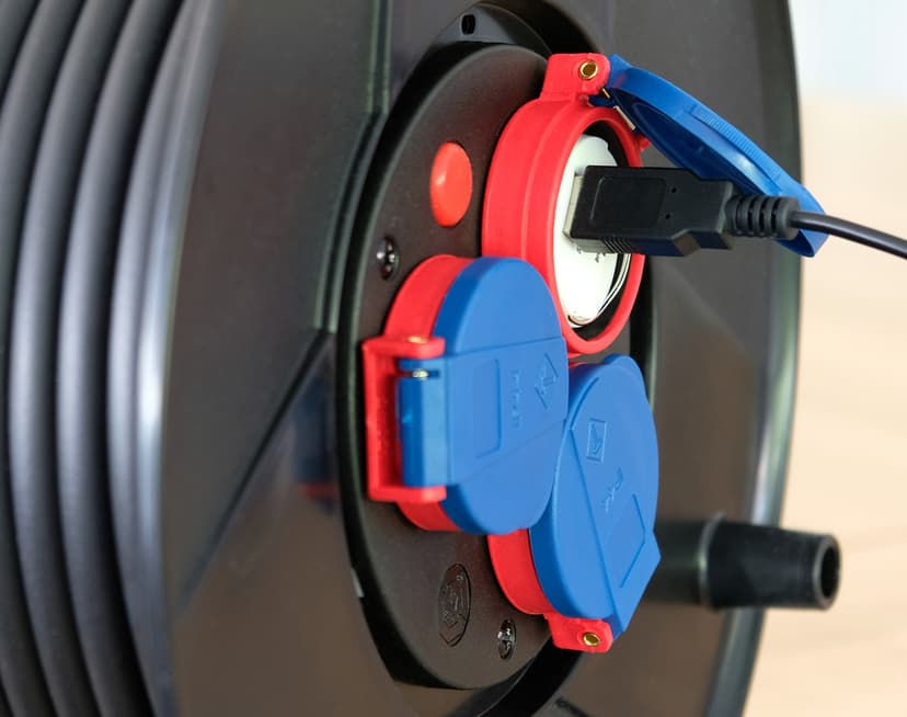 Brennenstuhl Eluttag USB Vit