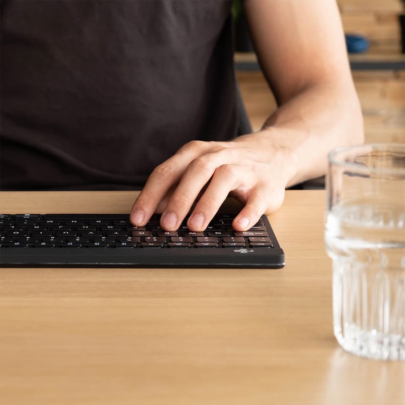 R-Go Tools Compact Break Ergonomic Trådløs Hollandsk Tastatur