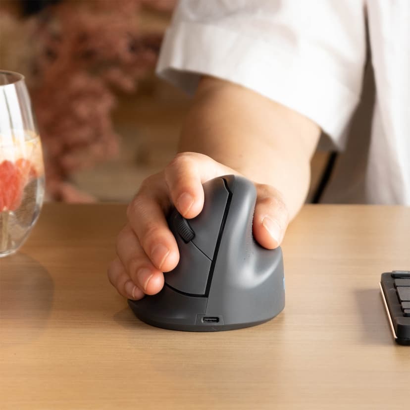 R-Go Tools HE Basic Vertical Mouse Right Handed Bluetooth