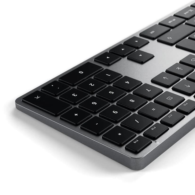 Satechi Slim W3 Wired Backlit Kablet Nordisk