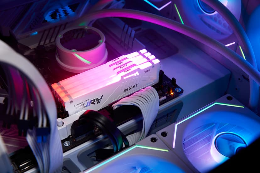 Kingston Fury Beast RGB XMP/EXPO White 32GB 6400MT/s DDR5 288-pin DIMM